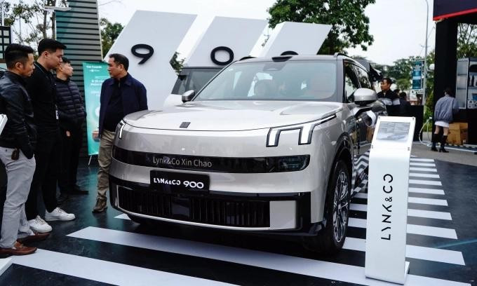 Lynk &amp; Co 900 tại triển lãm Vietnam Mobility Show 2025 do báo VnExpress tổ chức, tháng 12/2025. Ảnh: Thành Nhạn