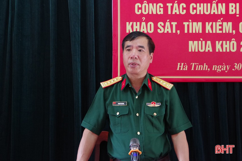 Đại tá Phạm Văn Đông - Phó Chủ nhiệm Chính trị, Phó Trưởng ban Thường trực Ban Chỉ đạo 515 Quân khu 4 phát biểu kết luận. 8-6316.jpg