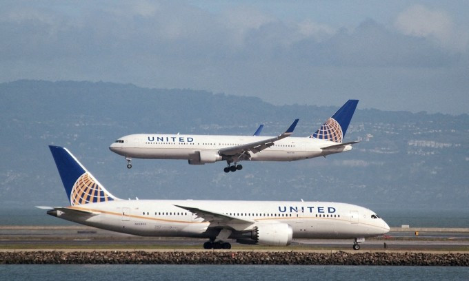 Máy bay của hãng hàng không United Airlines tại San Francisco, California. Ảnh: Reuters