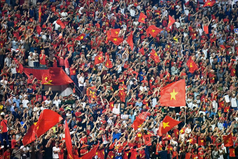 Tuyển Việt Nam nhập cuộc hưng phấn. Ảnh: Việt Linh, Việt Hà.