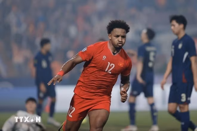 Nguyễn Xuân Son thăng hoa trong màu áo Đội tuyển Việt Nam. (Ảnh: Minh Quyết/TTXVN)