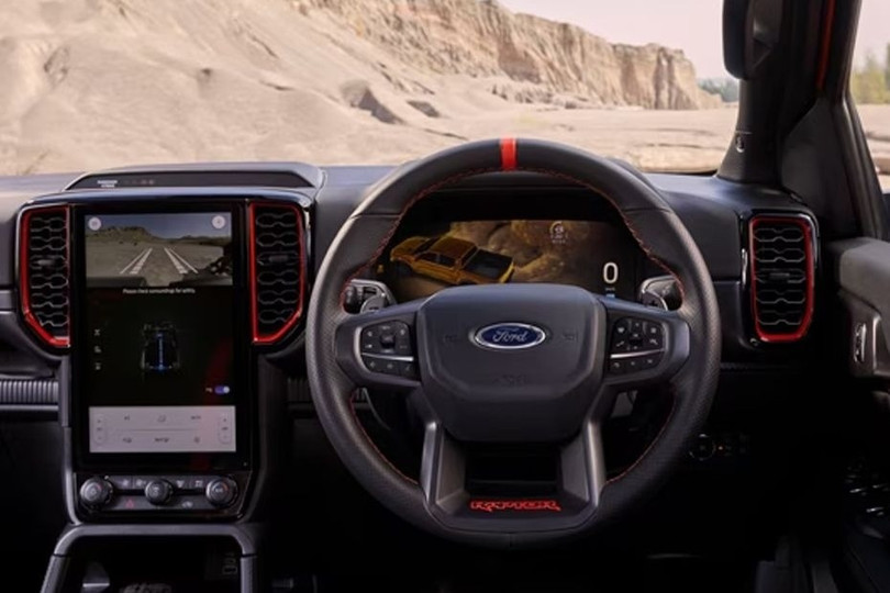 Không gian nội thất không có nhiều khác biệt với bản hiện hành tại Việt Nam. Ảnh: ZigWheels.