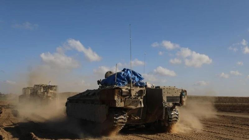 Xe quân sự của Israel trong quá trình huấn luyện gần biên giới với Dải Gaza, ngày 4/3/2024. (Ảnh: Xinhua) 8.jpeg