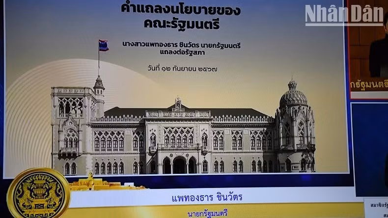 Truyền hình trực tiếp hoạt động công bố chính sách và chất vấn tại Quốc hội trong ngày 12 và 13/9. (Ảnh: ĐINH TRƯỜNG)