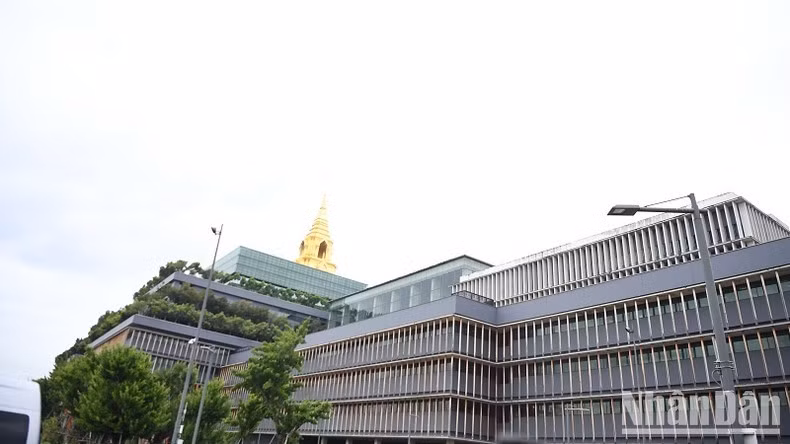 Tòa nhà Quốc hội Thái Lan. (Ảnh: XUÂN SƠN)