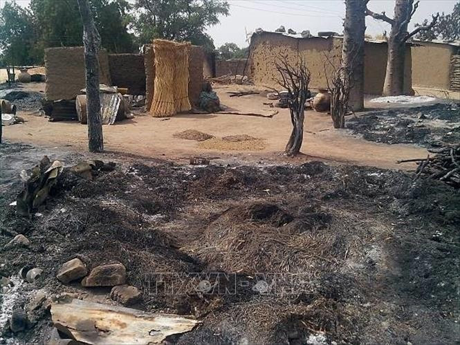 Hiện trường một vụ tấn công tại làng Kawuri, bang Borno, Nigeria. Ảnh tư liệu: Getty Images/TTXVN