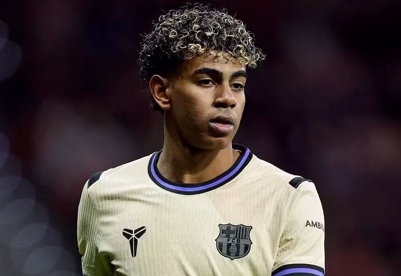 Yamal được hỏi mua với giá 300 triệu euro.