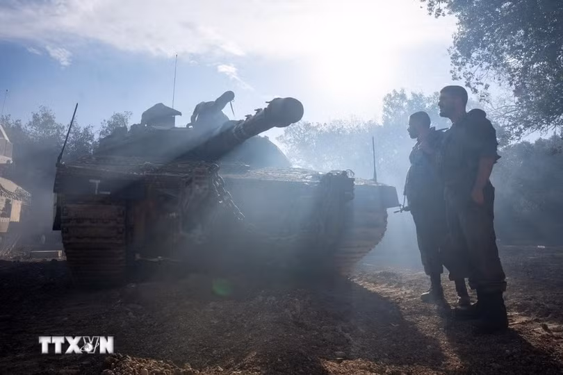 Binh sĩ Israel được triển khai tại khu vực chiếm đóng trên Cao nguyên Golan ngày 6/12/2024. (Ảnh: THX/TTXVN)