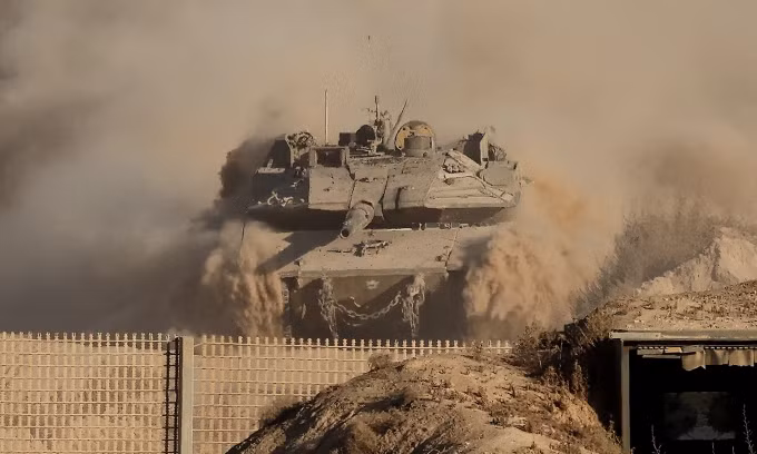 Xe tăng Israel ở Dải Gaza hôm 29/8. Ảnh: AFP