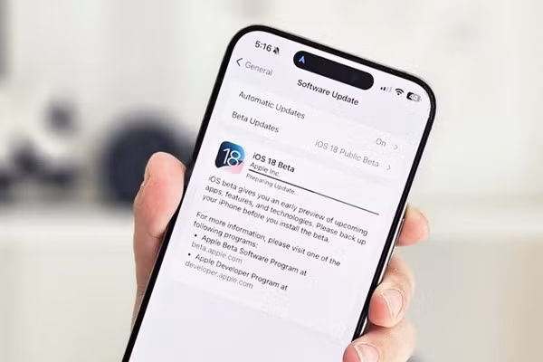 Tiến hành cập nhật phần mềm iOS mới cho iPhone