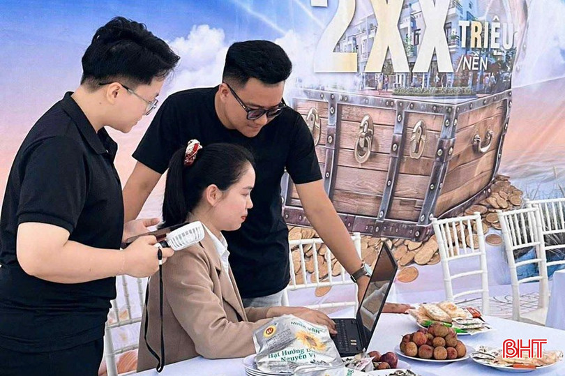 Người làm nghề môi giới cần có kiến thức tốt, đặc biệt là hiểu biết về pháp luật để tư vấn đúng đắn và xác lập vai trò nghề nghiệp chính danh trong xã hội. bqbht_br_z6776651341967-b2c492d2556ec12b39825ea50df1f93b.jpg