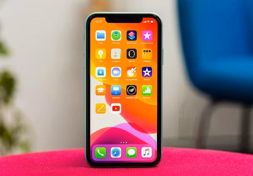 iPhone 11 chính thức bị khai tử ở Việt Nam. Ảnh: PCMark.