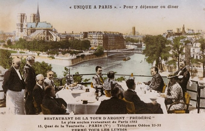 Nhà hàng Tour d'Argent bên bờ sông Seine. Ảnh tư liệu nhà hàng Nhà hàng Tour d'Argent bên bờ sông Seine. Ảnh tư liệu nhà hàng