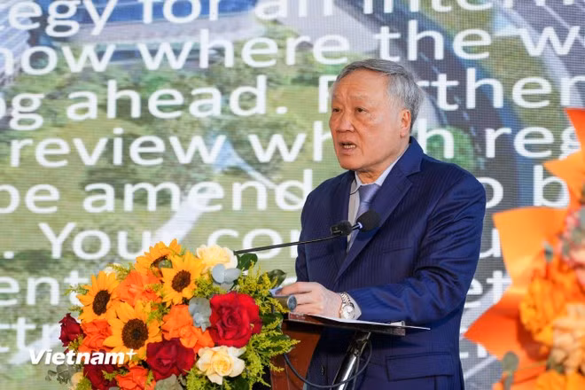 Phó Thủ tướng Thường trực Chính phủ Nguyễn Hòa Bình phát biểu chỉ đạo tại buổi khai trương Trung tâm tài chính quốc tế tại Đà Nẵng. (Ảnh: Thanh Phong/Vietnam+)