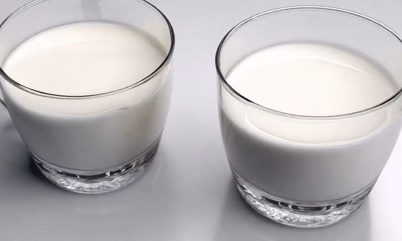 Bữa sáng cho người bị trào ngược dạ dày có thể là sữa.