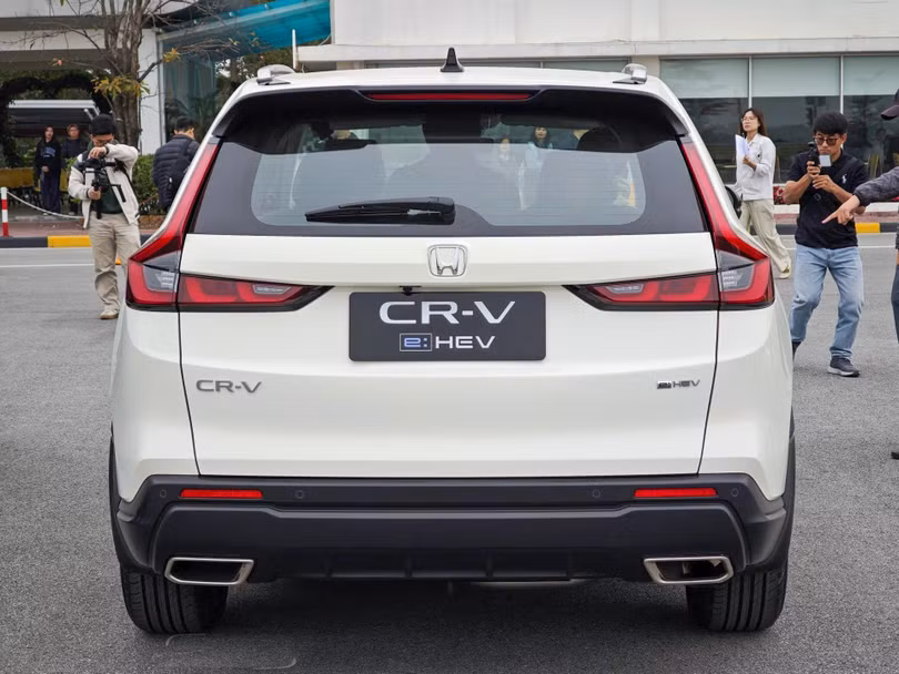 Honda CR-V e:HEV bản lắp ráp tại Việt Nam. Ảnh: Phong Vân.