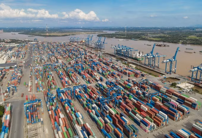 Container hàng hóa tại cảng Cát Lái, TP Thủ Đức. Ảnh: Quỳnh Trần