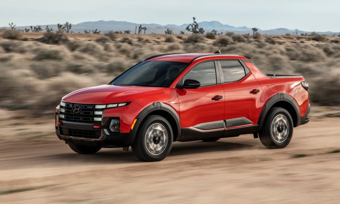 Santa Cruz - xe bán tải đầu tiên của Hyundai - hiện có bán tại Mỹ. Ảnh: Car and Driver