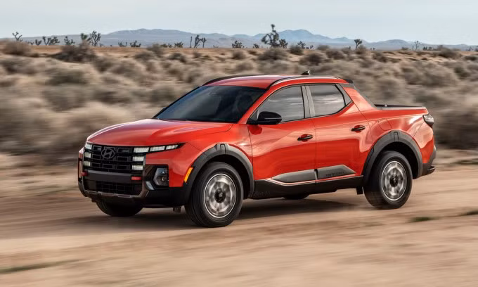 Santa Cruz - xe bán tải đầu tiên của Hyundai - hiện có bán tại Mỹ. Ảnh: Car and Driver