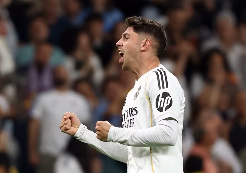 Federico Valverde (Real Madrid) và Elliot Anderson (Nottingham Forest) cùng được định giá 120 triệu euro.