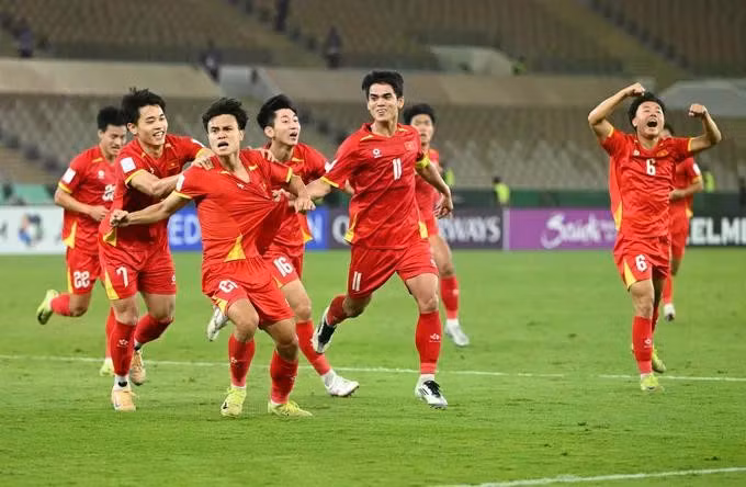 u23-viet-nam-an-mung-chien-thang-1-1267-6972jpg.jpg