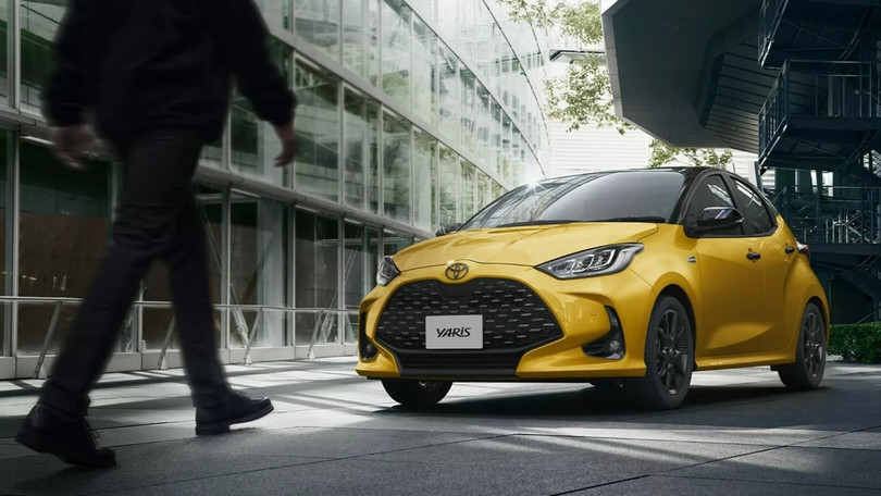 Toyota Yaris facelift 2026 không có nhiều khác biệt về thiết kế bên ngoài so với mẫu xe hiện hành. Ảnh: Toyota.