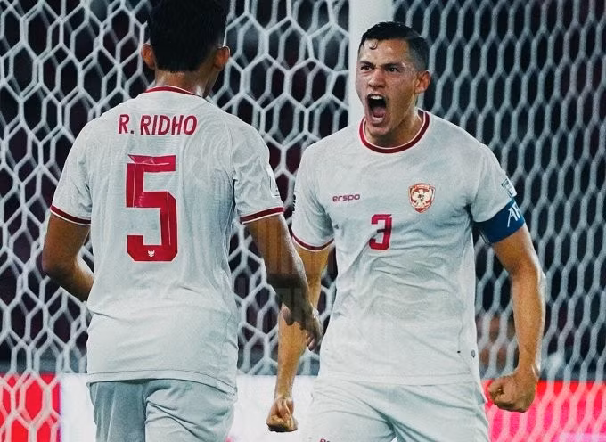 Indonesia sẽ không có trung vệ đội trưởng Jay Idzes (số 3), đang thi đấu cho Venezia tại Serie A, ở AFF Cup 2024. Ảnh: PSSI