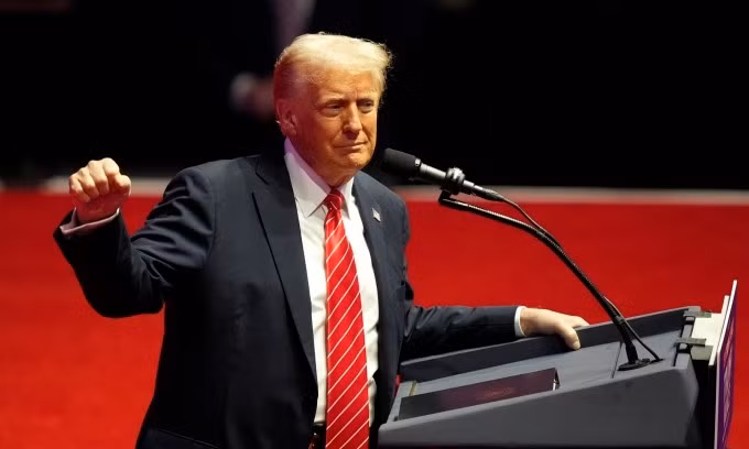 Tổng thống đắc cử Mỹ Donald Trump tại Washington ngày 19/1. Ảnh: AP