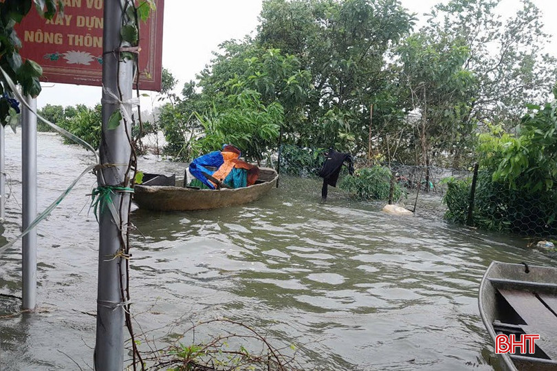 Mưa lớn kéo dài khiến nước sông La dâng nhanh. bqbht_br_1.jpg