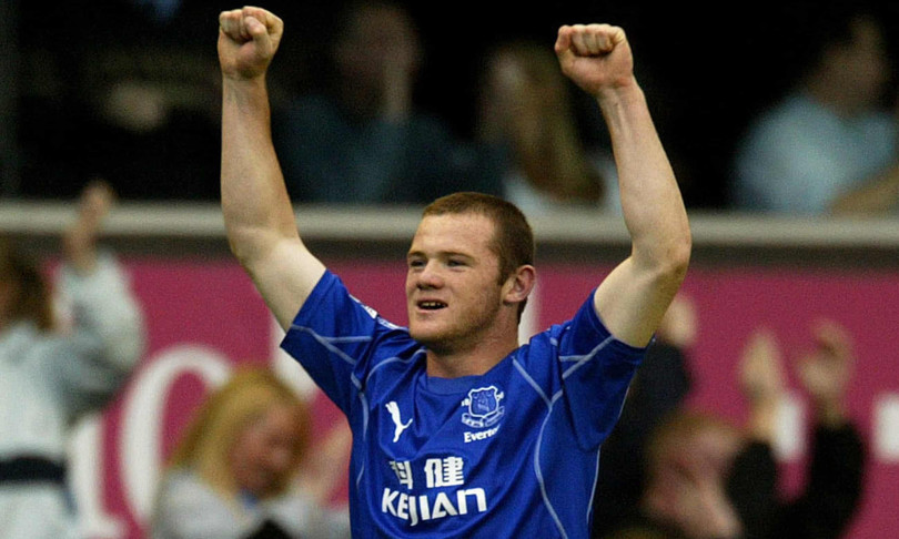 Wayne Rooney (Everton) là cầu thủ trẻ thứ tư ghi bàn tại Premier League, ở tuổi 16 và 360 ngày. Anh ghi bàn vào ngày 19/10/2002, trong trận Everton hạ Arsenal 2-1.