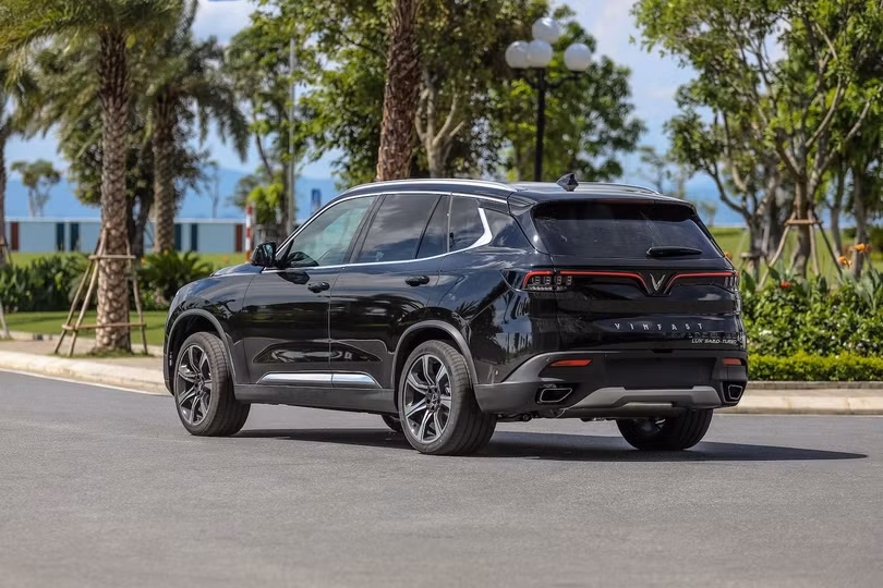 VinFast hỗ trợ thu cũ xe xăng, đổi mới ôtô điện.