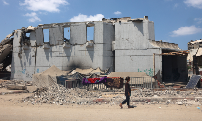 Trung tâm văn hóa Rashad al-Shawa bị phá hủy ở Gaza City hôm 18/8. Ảnh: AFP Trung tâm văn hóa Rashad al-Shawa bị phá hủy ở Gaza City hôm 18/8. Ảnh: AFP