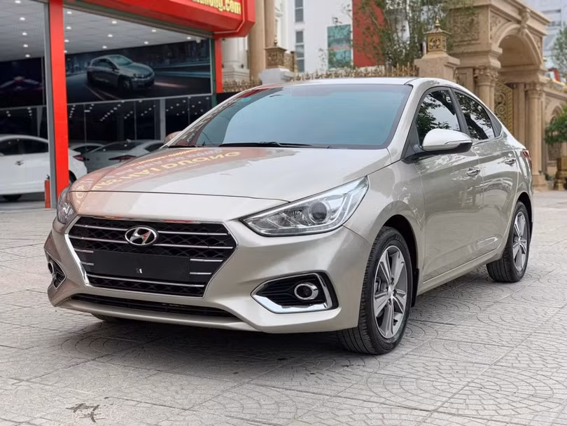 Mua ô tô đã qua sử dụng là giải pháp tối ưu cho những ai muốn sở hữu phương tiện di chuyển với chi phí hợp lý.