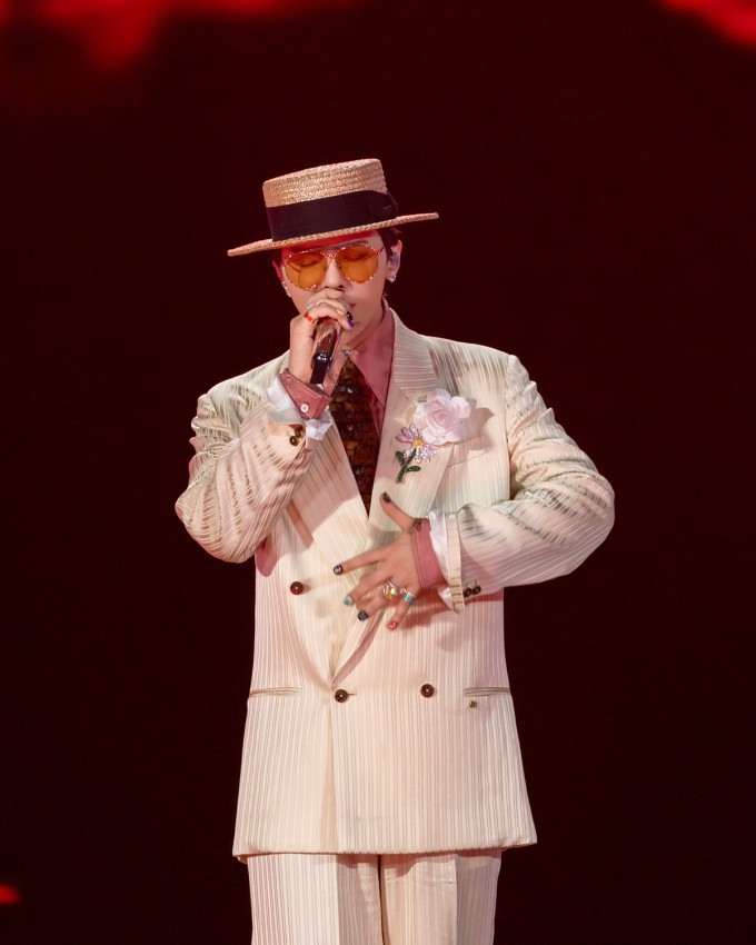 G-Dragon trong concert ở Việt Nam. Ảnh: Ban tổ chức cung cấp