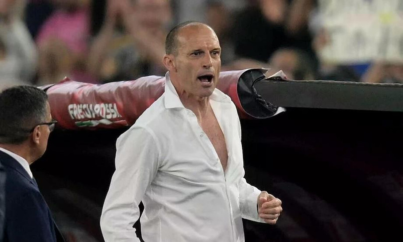 Theo truyền thông Anh, Massimiliano Allegri được coi là dễ thay thế Amorim. Cựu thuyền trưởng Juventus từng được Sir Alex ca ngợi là &quot;bậc thầy chiến thuật&quot;, và suýt chút nữa được bổ nhiệm thay Ten Hag vào tháng 10/2024. Allegri bị Juve sa thải chỉ hai ngày sau khi vô địch Coppa Italy, sau khi xung đột nảy lửa với phóng viên và Giám đốc Thể thao Cristiano Giuntoli. Dù vậy, ông từng giành 5 Scudetto, 5 cúp quốc gia và 2 lần vào tới chung kết Champions League cùng &quot;Bà đầm già&quot;.