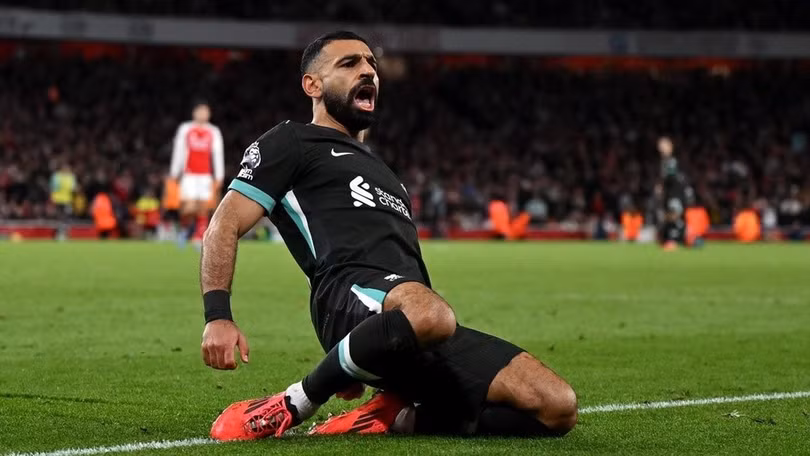 Salah giúp Liverpool thoát thua tại Emirates.