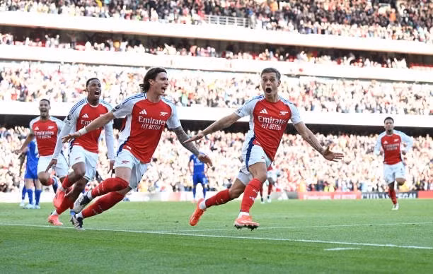 Khoảnh khắc mang về 3 điểm cho Arsenal.