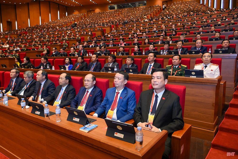 Tham dự đại hội, đoàn đại biểu tỉnh Hà Tĩnh với 21 đại biểu chính thức và 3 đại biểu Trung ương được Bộ Chính trị phân công. Đồng chí Nguyễn Duy Lâm - Bí thư Tỉnh ủy làm Trưởng đoàn đại biểu Hà Tĩnh.