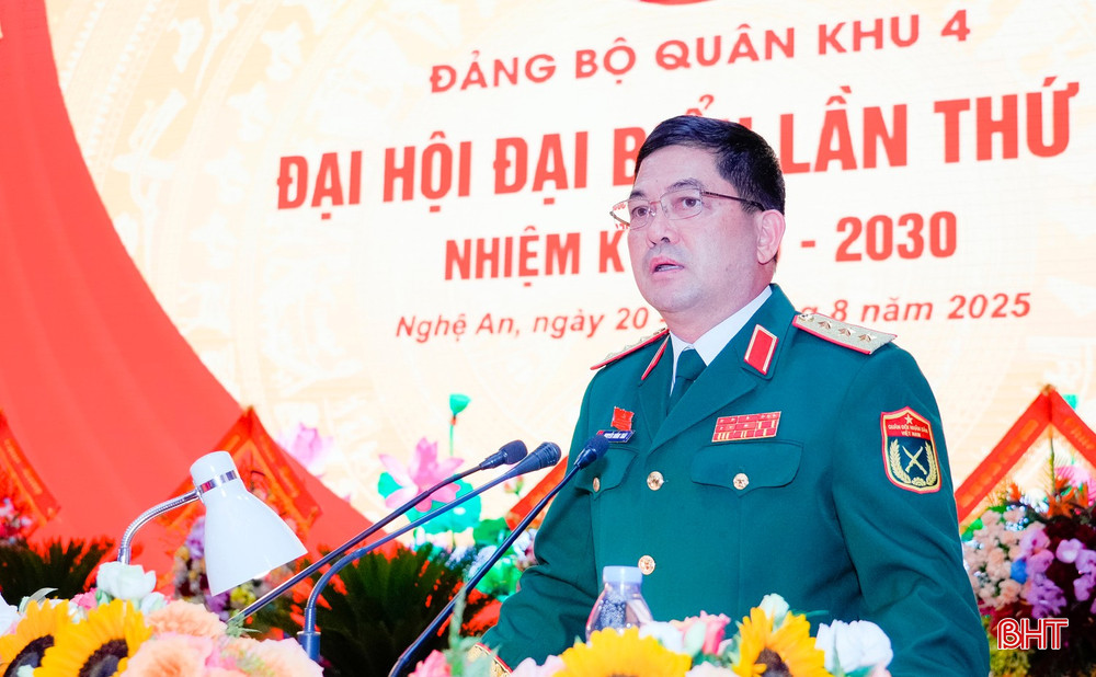 Thượng tướng Nguyễn Hồng Thái - Ủy viên Ban Chấp hành Trung ương Đảng, Ủy viên Quân uỷ Trung ương, Thứ trưởng Bộ Quốc phòng phát biểu chỉ đạo Đại hội. bqbht_br_bna-dsc8416.jpg