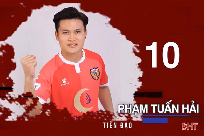 Vì sao tiền đạo CLB Hồng Lĩnh Hà Tĩnh vẫn chưa có cơ hội tại ĐT Việt Nam?