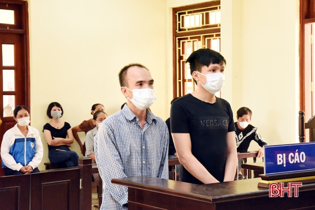 Cùng tàng trữ ma túy, 2 đối tượng nhận 38 tháng tù giam