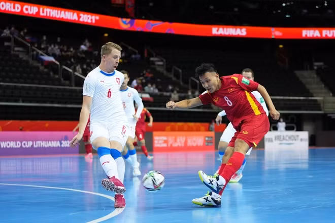 Đội tuyển futsal Việt Nam giành quyền vào vòng 1/8 World Cup