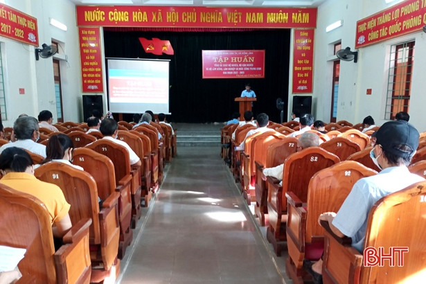 Hơn 8.500 cán bộ, công chức tham gia tổng rà soát hộ nghèo, cận nghèo ở Hà Tĩnh