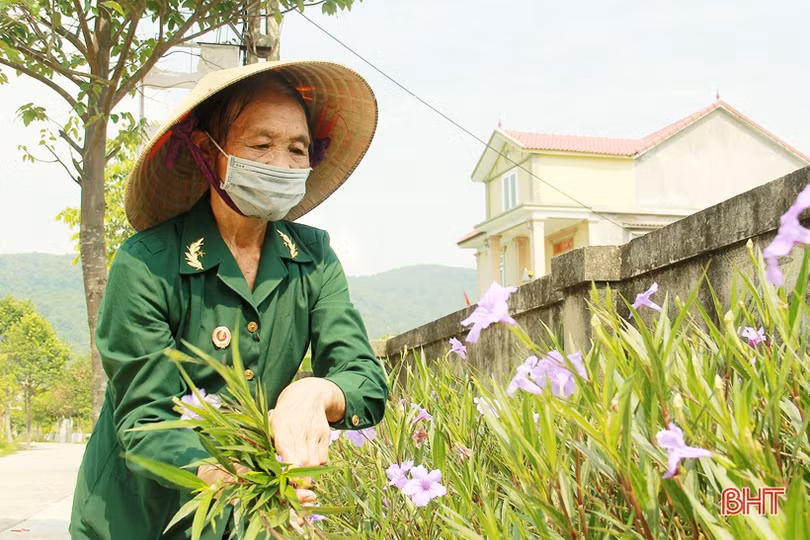 “Các con khuyên dừng hoạt động công tác xã hội nhưng còn sức thì tôi cứ cống hiến”