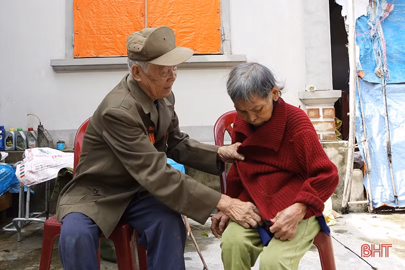 97 tuổi, cựu chiến binh Hà Tĩnh vẫn hăng say xây vườn mẫu