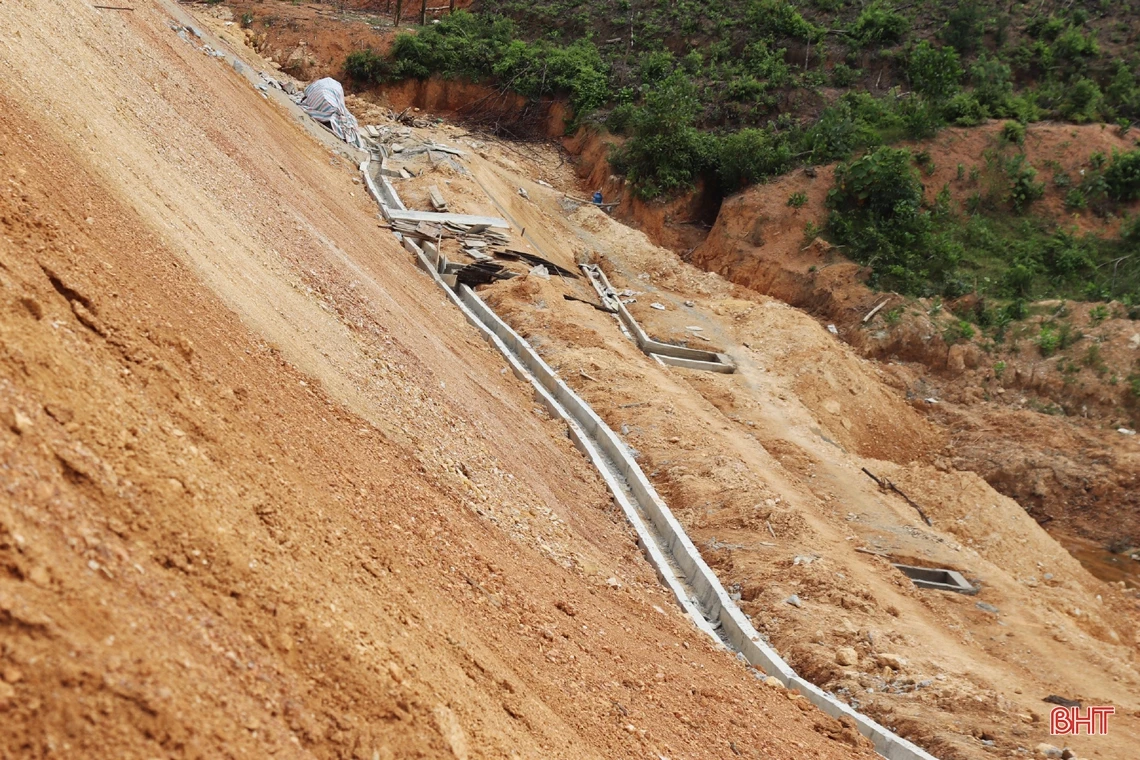 Đưa khu xử lý rác thải huyện Vũ Quang vào vận hành từ tháng 9/2022