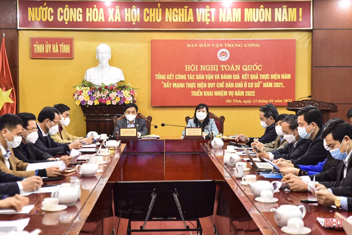 Đội ngũ cán bộ làm công tác dân vận cần bám sát thực tiễn, hướng mạnh về cơ sở 