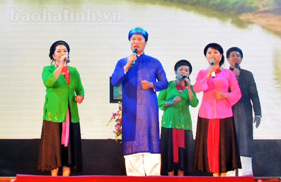 Long trọng Lễ vinh danh, rước Bằng ghi danh dân ca ví, giặm Nghệ Tĩnh ảnh 22