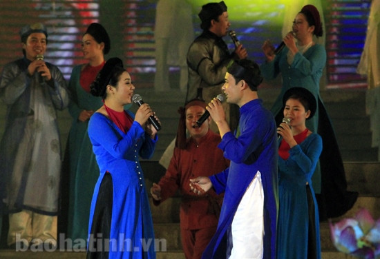 Long trọng Lễ vinh danh, rước Bằng ghi danh dân ca ví, giặm Nghệ Tĩnh ảnh 14