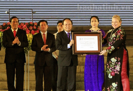 Long trọng Lễ vinh danh, rước Bằng ghi danh dân ca ví, giặm Nghệ Tĩnh ảnh 2